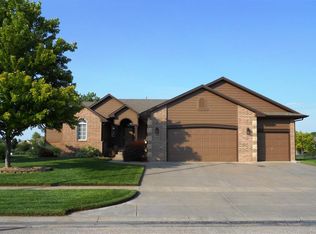 8122 W 34th St N, Wichita, KS 67205