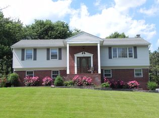 40 Forest Dr, Parsippany, NJ 07054