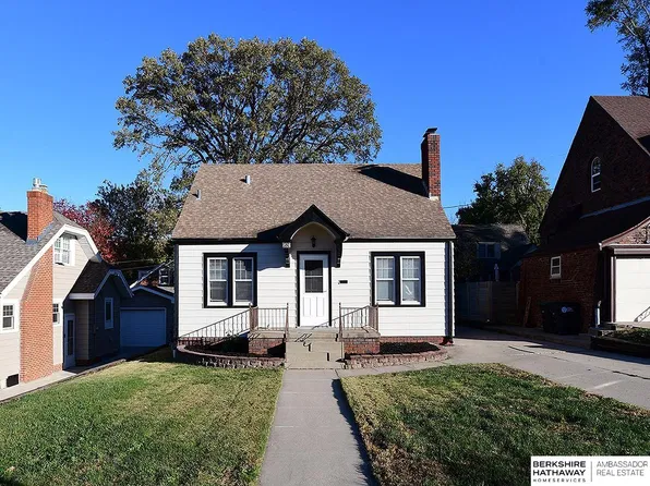 4528 Hickory St, Omaha, NE 68106