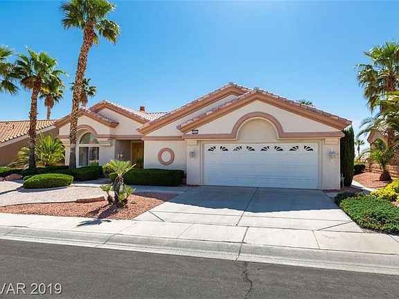 2nd image of 2904 Hawksdale Dr