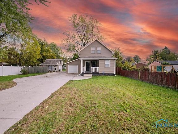 2nd image of 5908 Curson Dr
