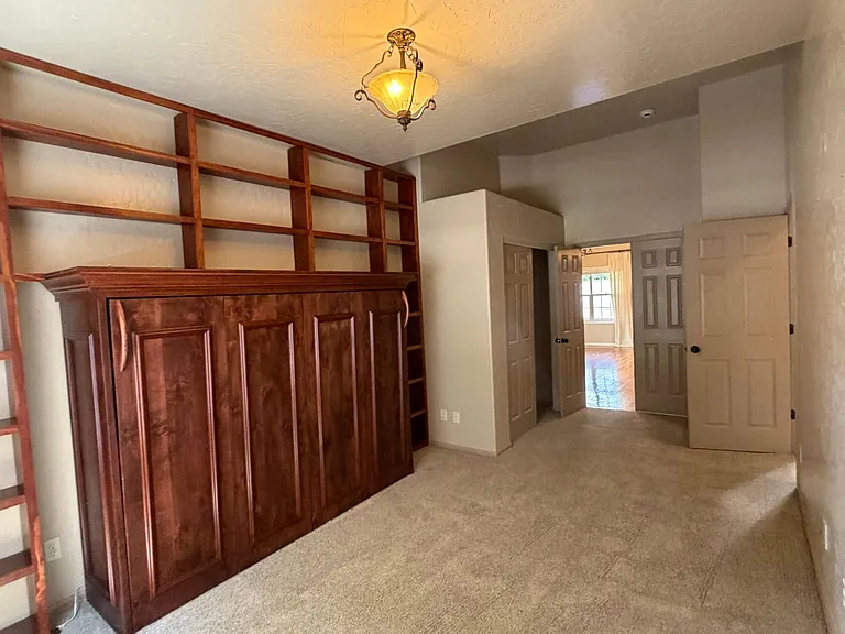 1825 Venetian Dr — Photo 16