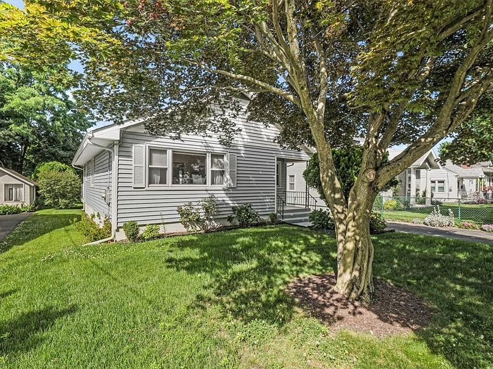 1st image of 23 Young Avenue