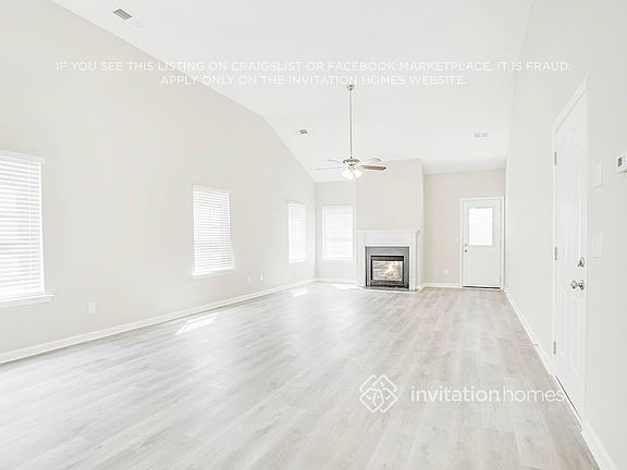 4th image of 3232 Tallon Ln SW