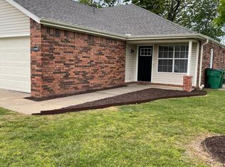 1340 Fredonia St #B, Springdale, AR 72762