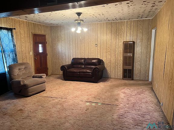 3rd image of 1115 W Chisum Ave