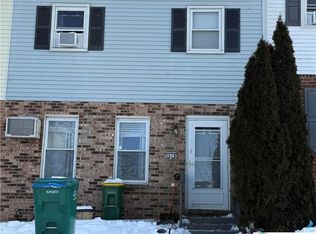 5618 Wood Ln, Macungie, PA 18062