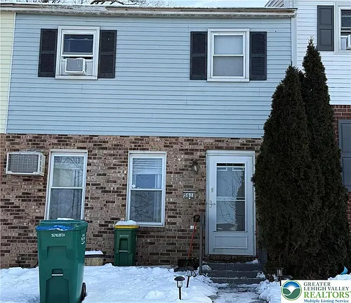 5618 Wood Ln Photo 1