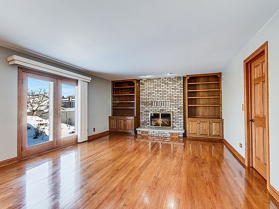 3rd image of 8732 W Surrey Park