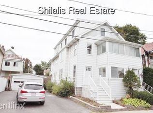 30 Templeton Pkwy, Watertown, MA 02472