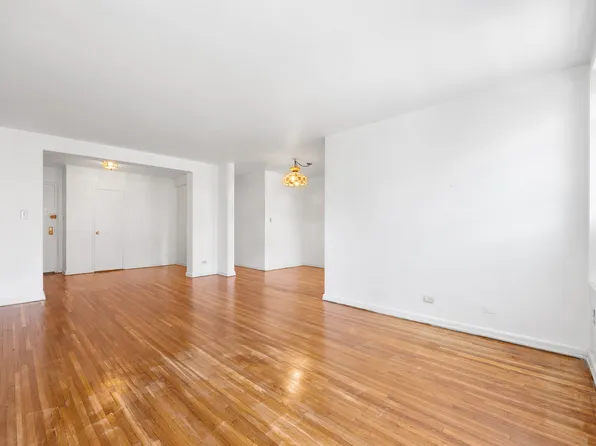 9707 Fourth Avenue image 8 of 18