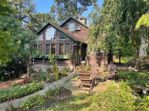 5 Ridge Road, New Fairfield, CT 06812