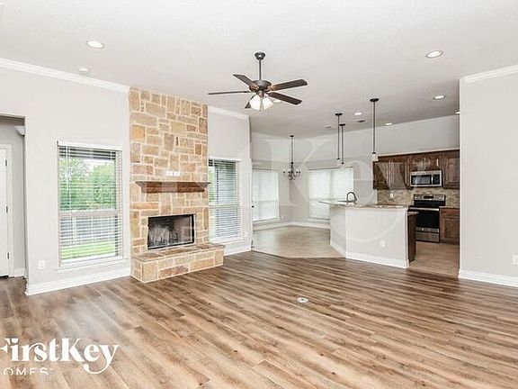 2nd image of 612 Zachary Dr