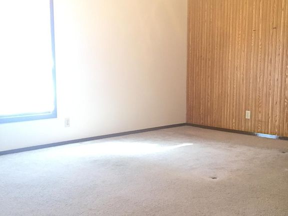 5th image of 710 W South St