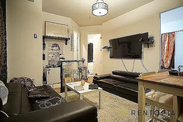 1st image of 17 Troutman St #3D