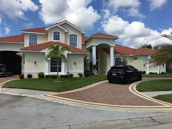 2nd image of 1814 Lago Vista Blvd