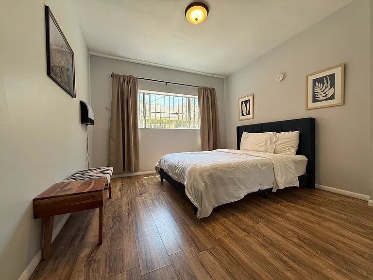 5613 La Mirada Ave — Photo 3