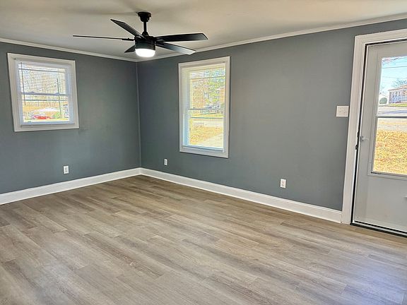 5th image of 1200 Porter Ln