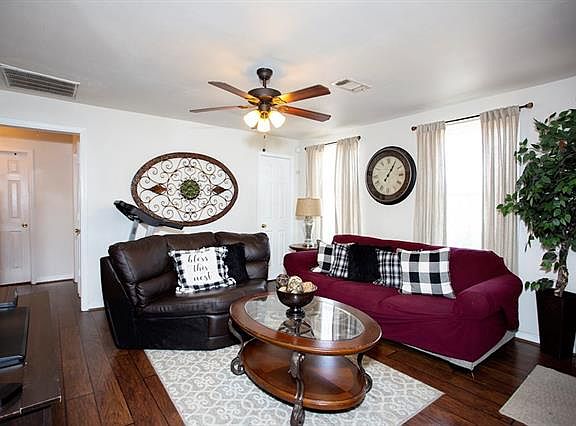 5th image of 5549 Cameron Blvd