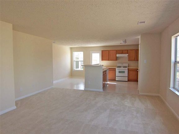 4th image of 7519 Honey Pine Ln