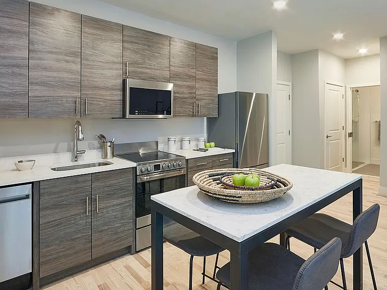 1046 Broadway #4313 — Photo 3