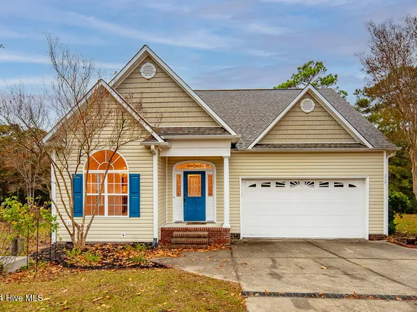 272 River Reach Drive, Swansboro, NC 28584