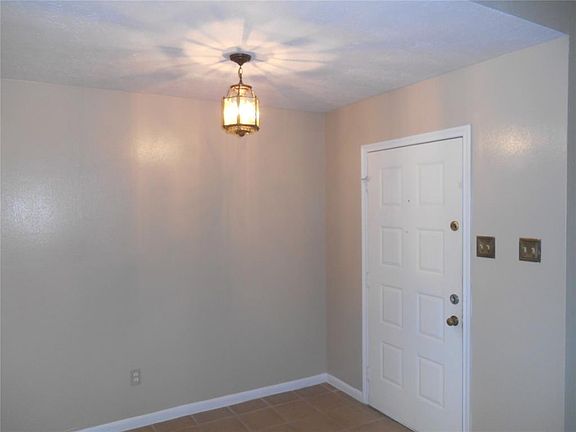 5th image of 4807 Silver Frost Dr