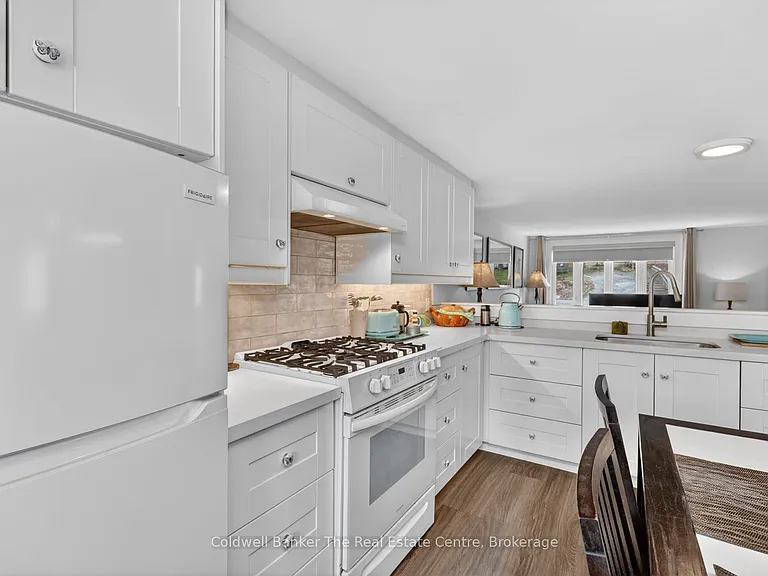 935 1st St S — Photo 11