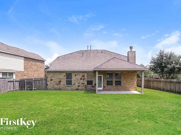 24462 Sundance Spring Dr — Photo 15
