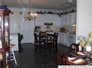 102 Embleton Ct, Albany, GA 31721