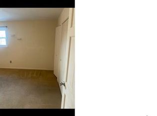 5 Warren Lodge Ct APT 2D, Cockeysville, MD 21030