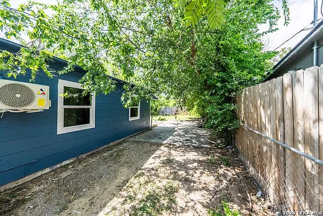 10 Linden Ave — Photo 18