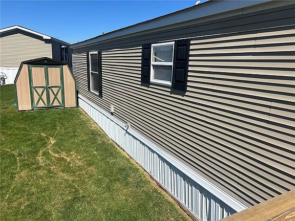 2nd image of 218 Linwood Dr