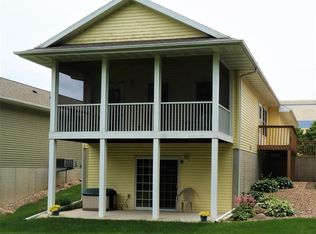 3820 Jay Ln, Waterloo, IA 50701