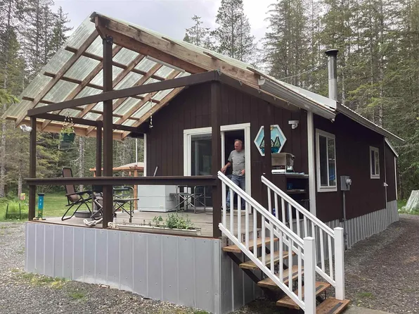 Nhn Woodland Ave, Gustavus, AK 99826