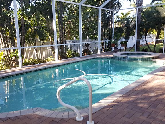 3rd image of 232 Glen Eagle Cir