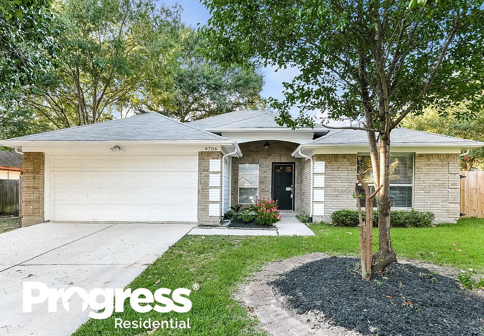 1st image of 9706 Thistle Trail Dr