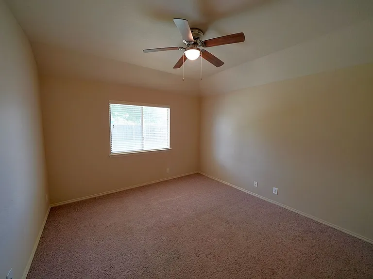15805 Fair Ln — Photo 33