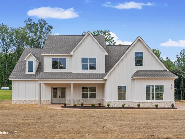 2907 Highwoods Dr, Byhalia, MS 38611