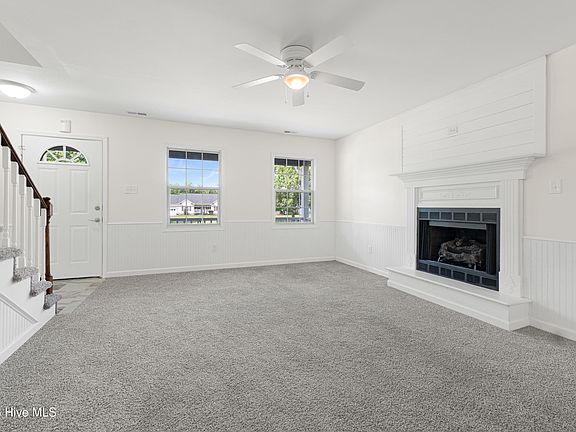 3rd image of 113 Casey Lane