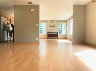 3120 Ronan Dr, Lake In The Hills, IL 60156