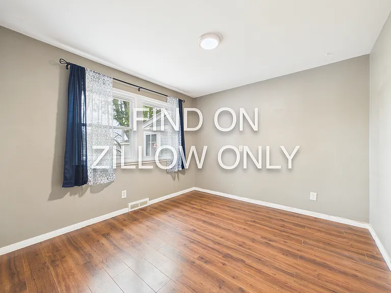 18 Dallas Dr — Photo 7