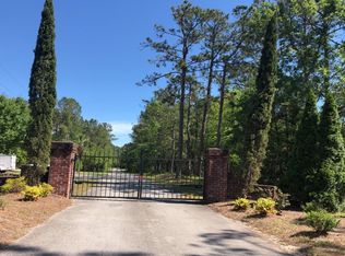 27 Empie N Sidbury Rd, Hampstead, NC 28443