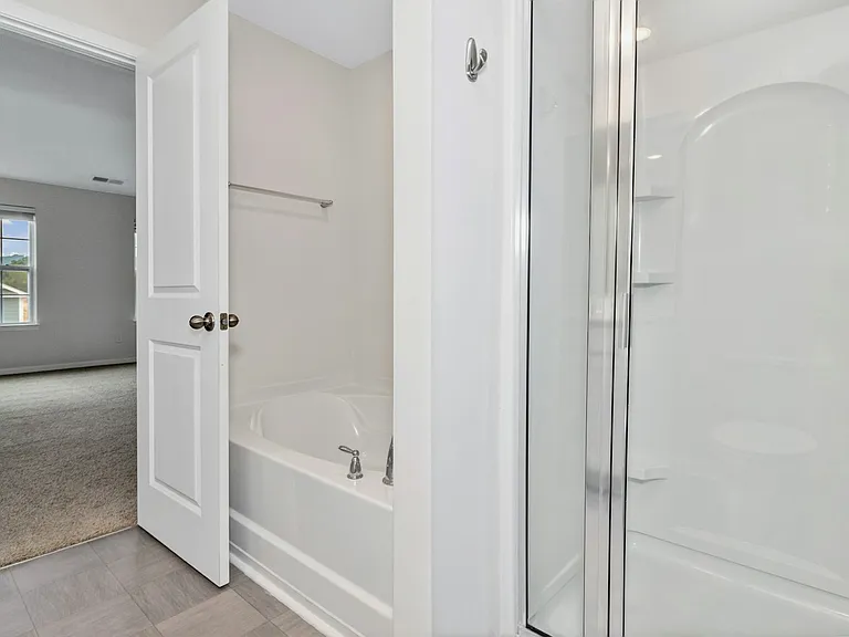 229 Marathon Ln — Photo 32