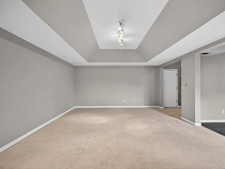 1712 Kenbrook Ct NW — Photo 41