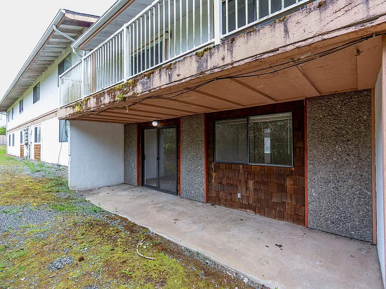 Alpine Village Apartments — Photo 10