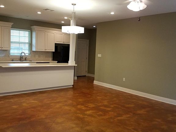 3rd image of 2711 Chalet Au Droite Unit B