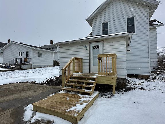 2nd image of 502 S Main St