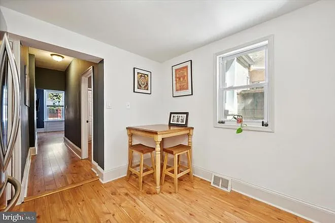 2212 Christian St #1 — Photo 7