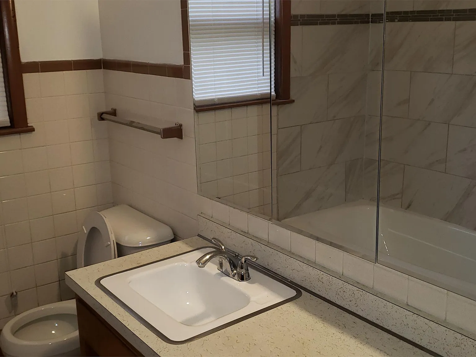724 W 138th St Riverdale, IL 60827 - 3 — Photo 4
